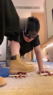 【沅芷大人】短靴筷子踩手指刑罚 bf17404