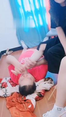 【陌初】真实母女S合力调老狗【双视角版】 bf17421