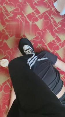 【甜沁】学生S脏臭棉袜蹂躏 bf15725