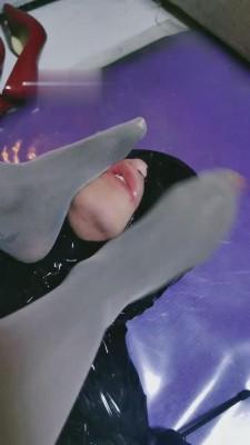 【叶子】小黑瓶窒息/挑战240秒深度窒息 bf15574