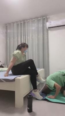 【菜菜】偷窥姐姐练瑜伽的后果 bf15520