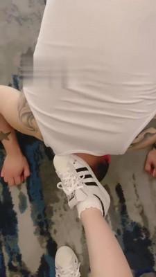 【川野尤娜】原味白棉袜羞辱脚奴 bf15512