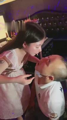 【依艺】酒吧初体验之呕吐【双视角版】 bf15268