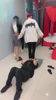 【精神小妹】精彩-女神们的羞辱 bf15071