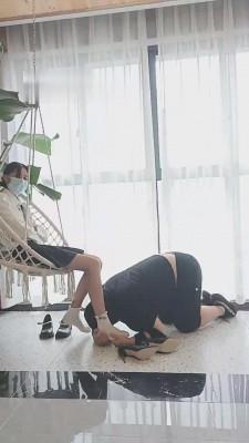 【欣主人】洛丽塔皮靴白袜羞辱 bf15056