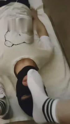 【糖糖老师】阿迪贝壳头踩踏 bf14997