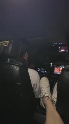 【不知名美女】车内贝壳头臭棉袜羞辱 bf14976