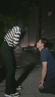 【沐苒】模特户外遛狗 bf14952