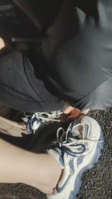 【安若】素人户外耳光羞辱打 bf14934