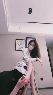 【禾末】家奴丝袜玉足驯化 bf14921