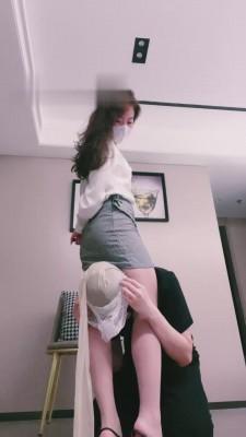 【禾末】家奴丝袜玉足驯化 bf14921