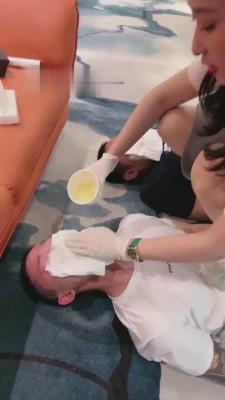 【鑫儿教头】白袜肉丝羞辱脚垫 bf12827