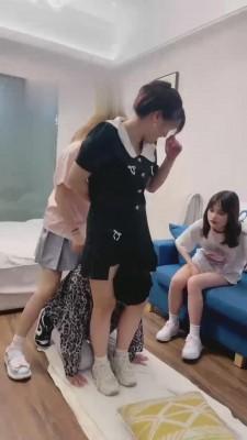 【狗哥】三素人调摄影师素人小哥 bf12821