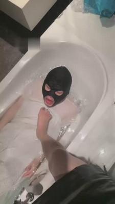 【宝爷】白富美浴缸踩踏窒息 bf12777