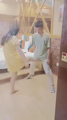 【重庆男神】女仆店开发双素人【续集】 bf14738