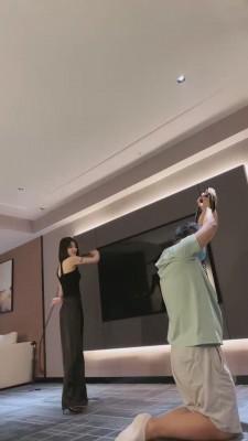 【简一】性感库里丝女神调教 bf14711