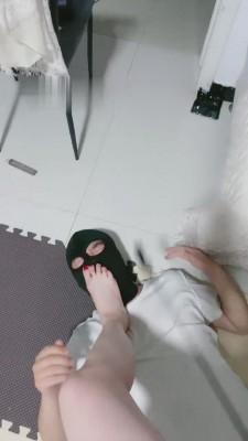 【月小主】高跟裸足羞辱恋足狗 bf14661