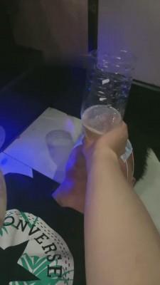 【逗逗】KTV口水/呕吐物/口水/鼻涕/烟灰 bf14684