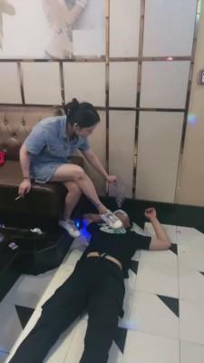 【逗逗】KTV口水/呕吐物/口水/鼻涕/烟灰 bf14684