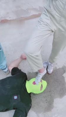 【美离子】双S户外重度踢踹【双视角版】 bf14513