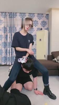 【领主老大】教素人模特暴力虐待狗 bf14558