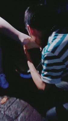 【bibi团】户外抓醉汉虐待 bf14481