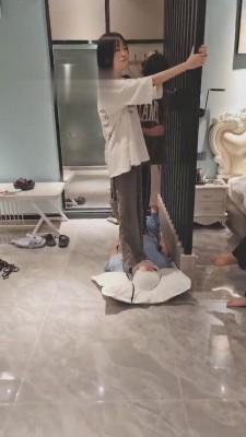 【德意男神】被三个精神小妹暴虐 bf14466