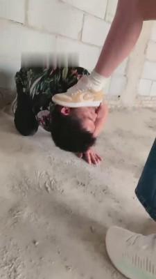 【瑶sama】双S-户外剧情踢踹【双视角版】 bf14308