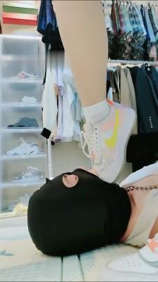 【一茶】白袜萝莉主暴力踩虐 bf14311