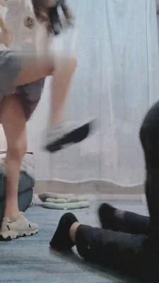 【丫丫啊】高跟鞋/运动鞋重度踢踹 bf14330