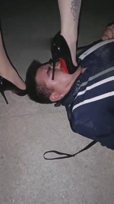 【优雅】ktv公主户外遛狗 bf14282