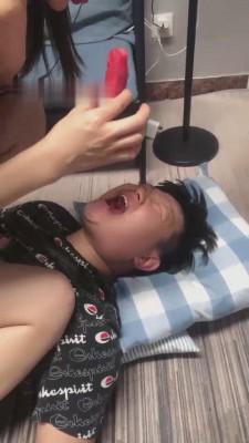 【梓女神】姐妹花刑虐出轨男友 bf14267