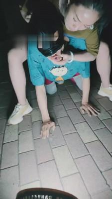 【彤彤】户外实录-舔脏鞋 bf14232