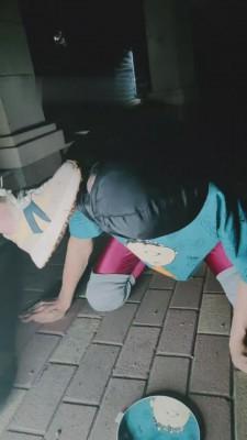 【彤彤】户外实录-舔脏鞋 bf14232