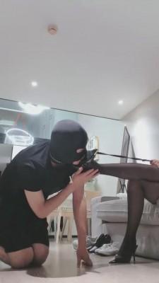 【梓晨】偷鞋狗的下场 bf14214