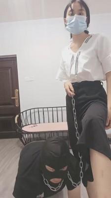 【欣主子】斯文小姐姐高跟蹂躏狗奴 bf14124