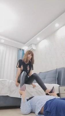 【沉鱼圣上S】高跟跳踩/窒息/男德羞辱 bf14038