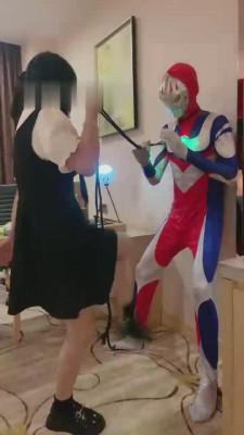 【狗哥】假冒迪迦的悲惨遭遇 bf14065