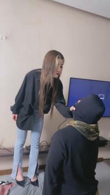 【领主老大】东北南方双女王合作调奴【双视角版】 bf13982