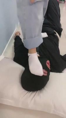 【精神小妹S】三姐妹踩踏系列 bf14021