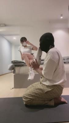 【暴力美学】小白鞋白袜开发奴下奴 bf13913