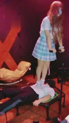 【萝莉刑】沉浸式全体重踩踏 bf13816