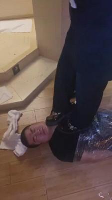 【莉宝儿】提档/踩踏/喝圣水/铁链抽打 bf13828