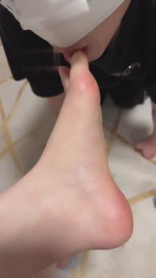 【木秋】短高跟踩废狗舌头 bf13780