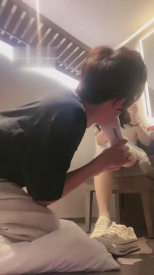 【强抚】野蛮女友对男友撒气 bf13741