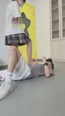 【狗哥】开发来应聘的学生 bf13729