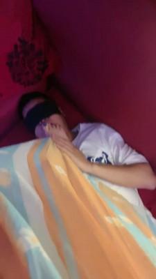 【小鱼爹】KTV调教舔脚坐脸 bf13614