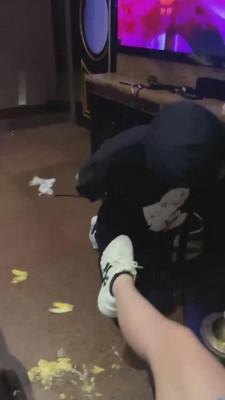 【瑶酱】高中生KTV调教男友 bf13578