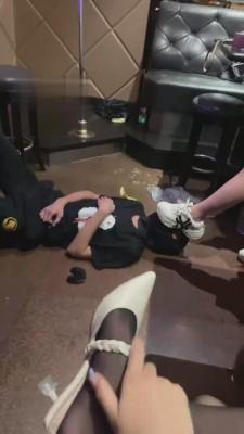 【瑶酱】高中生KTV调教男友 bf13578