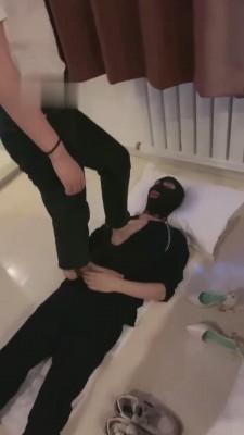 【五月】素人女王首调-全体重踩踏 bf13571